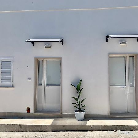 Le Margherite Holiday Home - Campomarino Di Maruggio, Zona Acquadolce Cirenaica エクステリア 写真